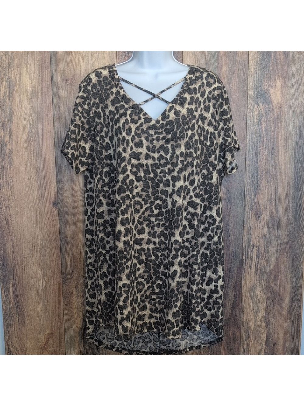 Sweet Lovely by Jen Animal Print Criss-Cross Top 1XL D231
